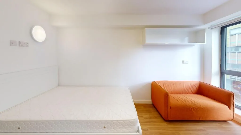 Studio flat for rent