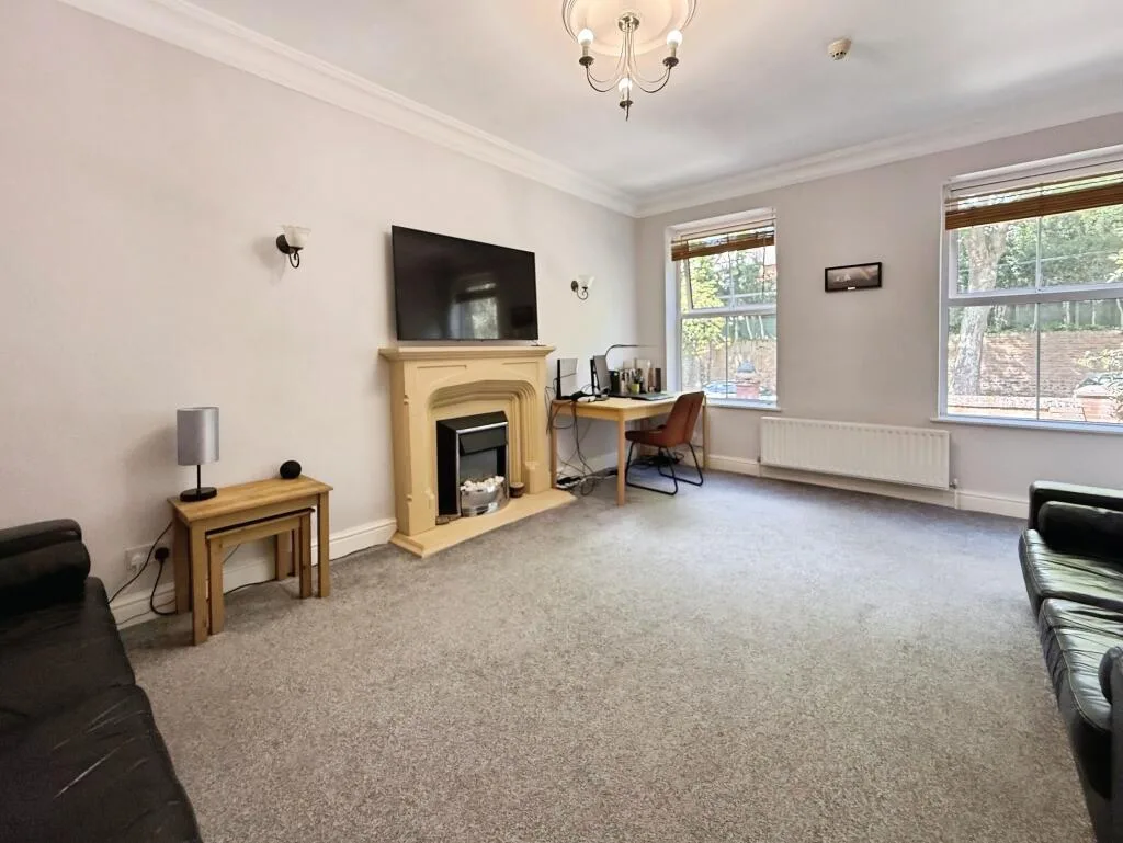 2 bedroom flat for rent