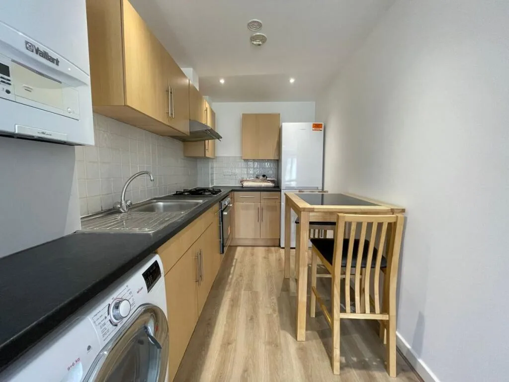 2 bedroom flat for rent