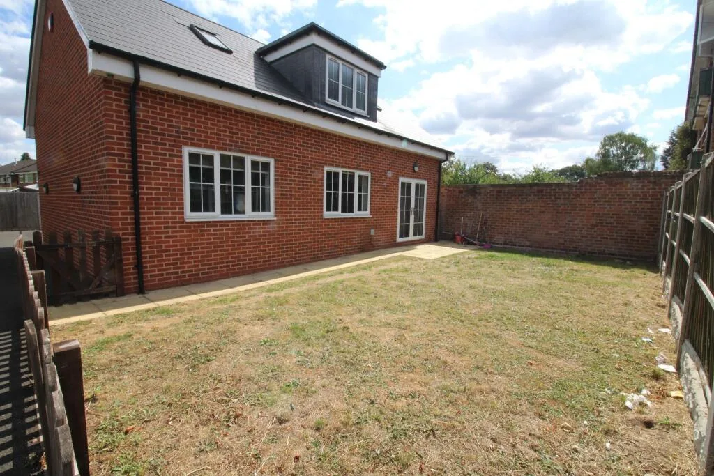 4 bedroom detached house for rent