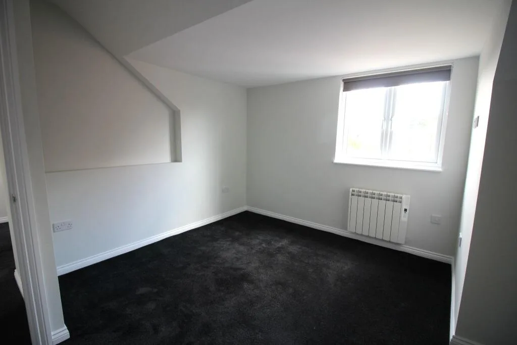 4 bedroom detached house for rent