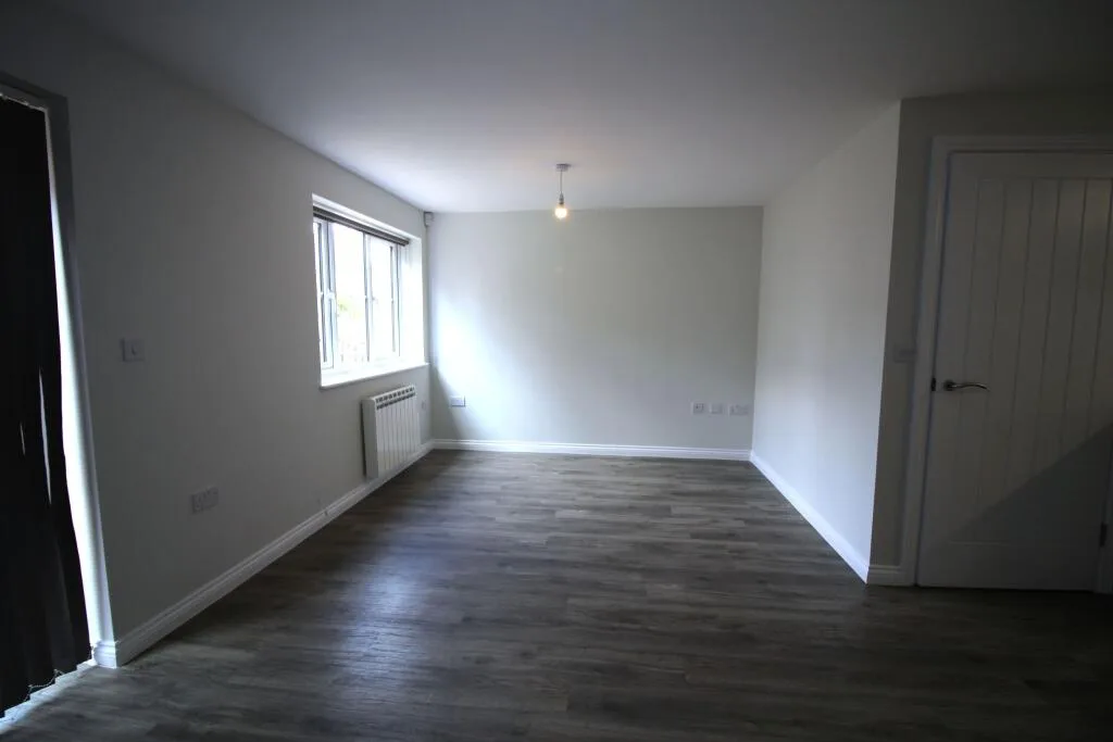 4 bedroom detached house for rent