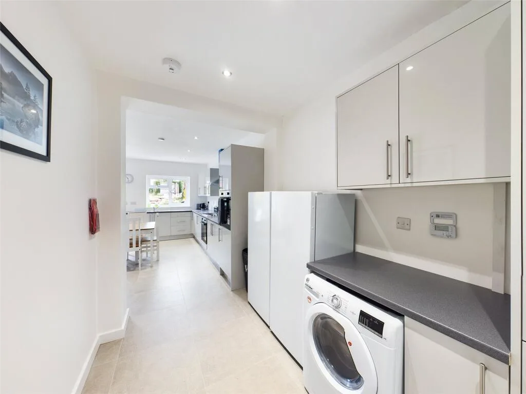 1 bedroom semi-detached house for rent