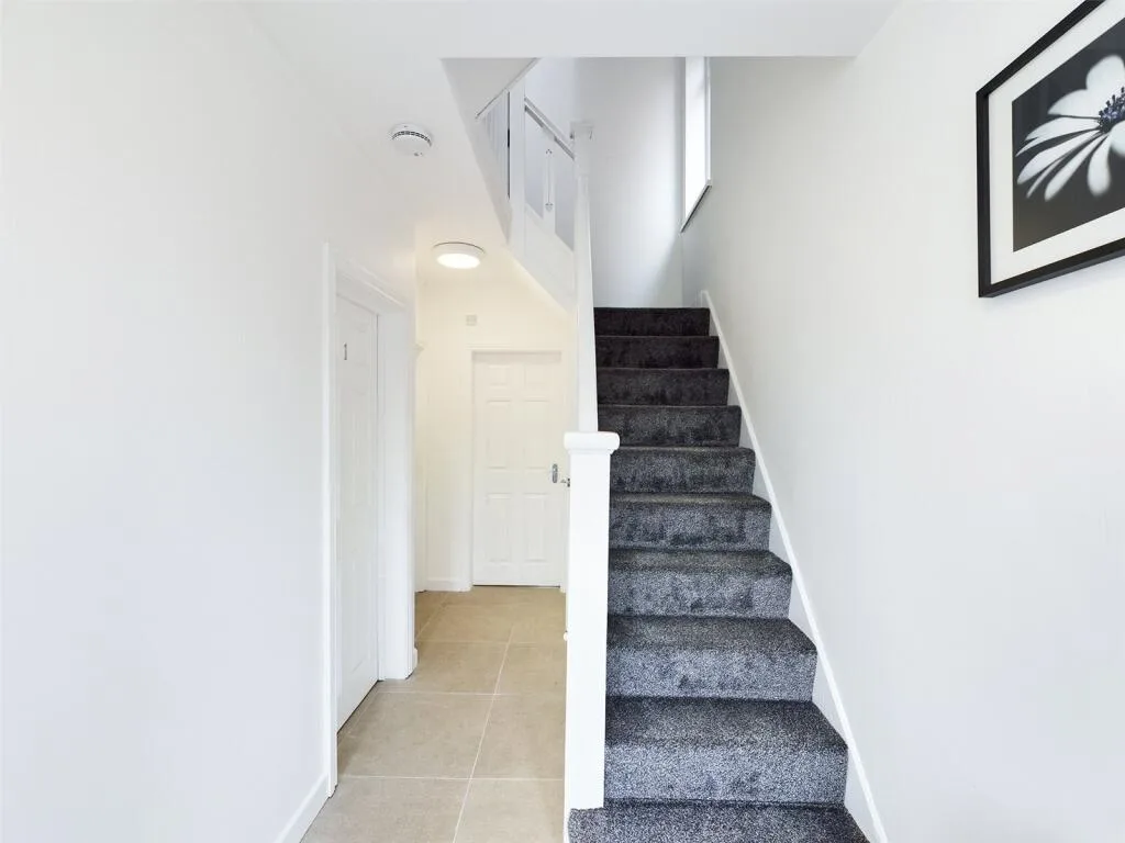 1 bedroom semi-detached house for rent