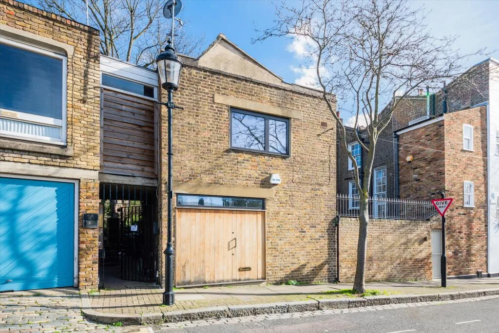 1 bedroom terraced house for rent
