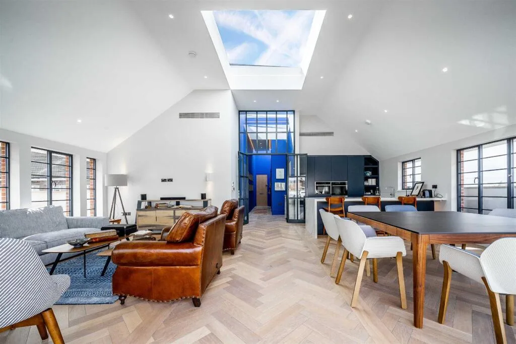 3 bedroom penthouse for rent