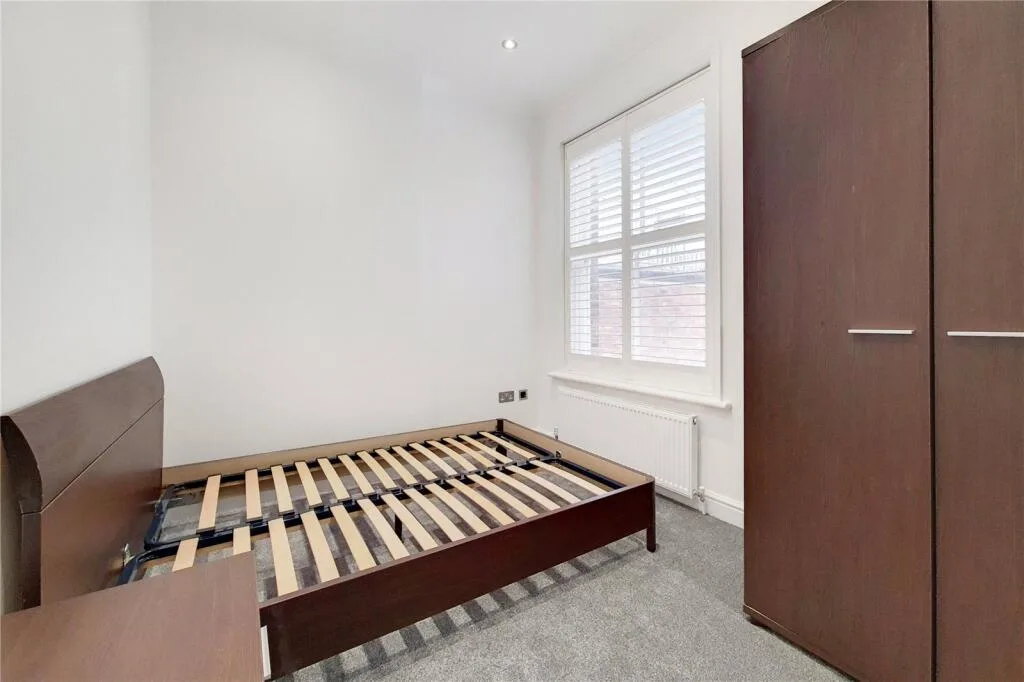 3 bedroom maisonette for rent