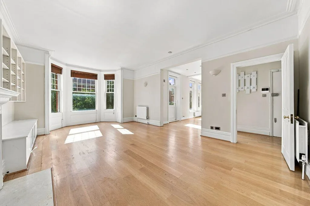 3 bedroom flat for rent