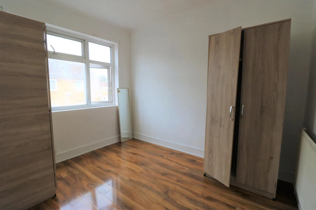 3 bedroom semi-detached house for rent