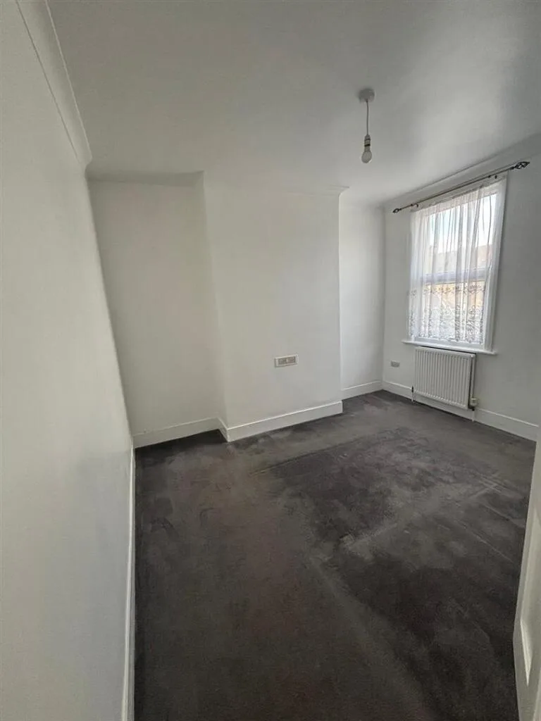 2 bedroom terraced house for rent