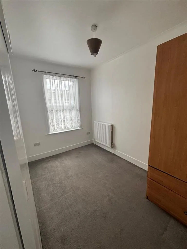 2 bedroom terraced house for rent