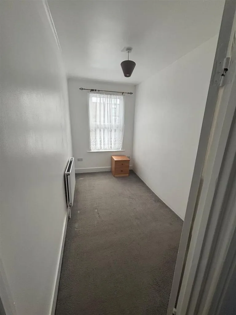 2 bedroom terraced house for rent