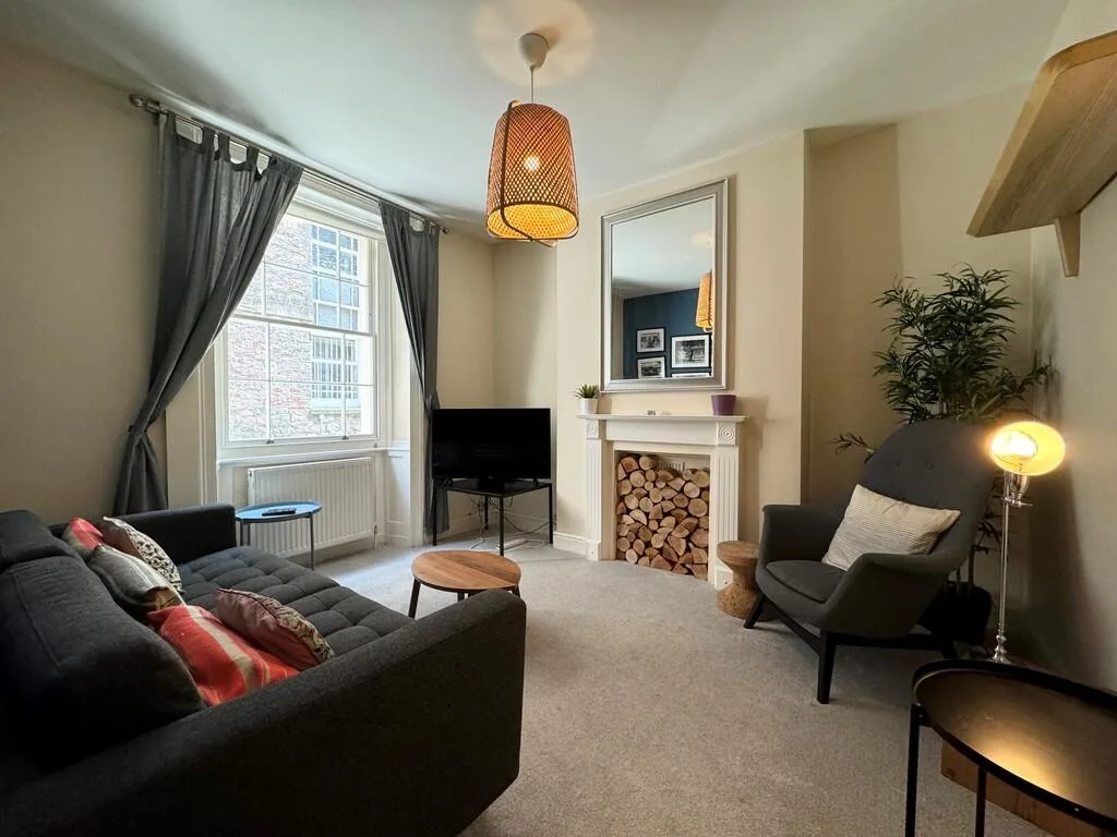 3 bedroom town house for rent