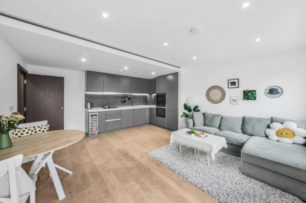 2 bedroom apartment for rent