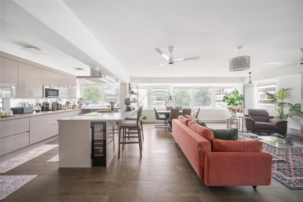 2 bedroom flat for rent