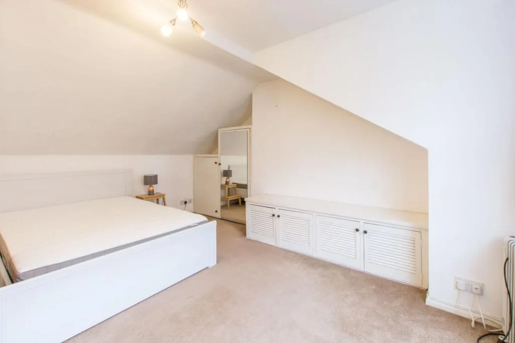 Studio flat for rent