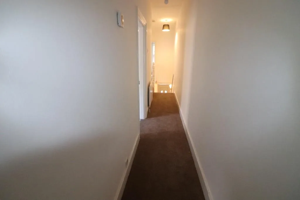 2 bedroom maisonette for rent