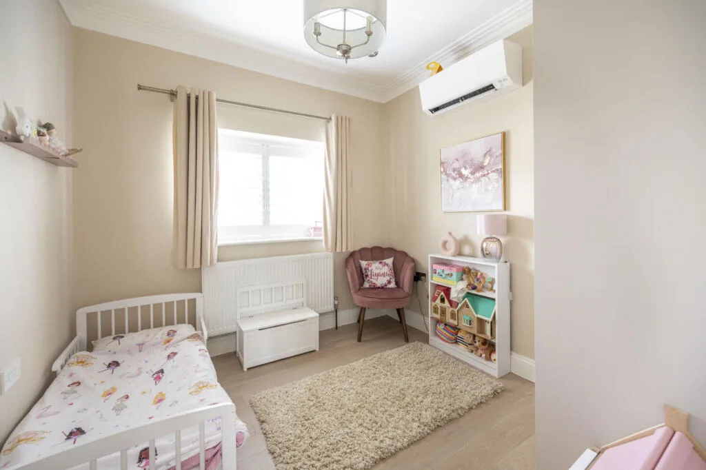 4 bedroom semi-detached house for rent