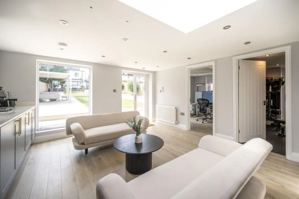 4 bedroom semi-detached house for rent
