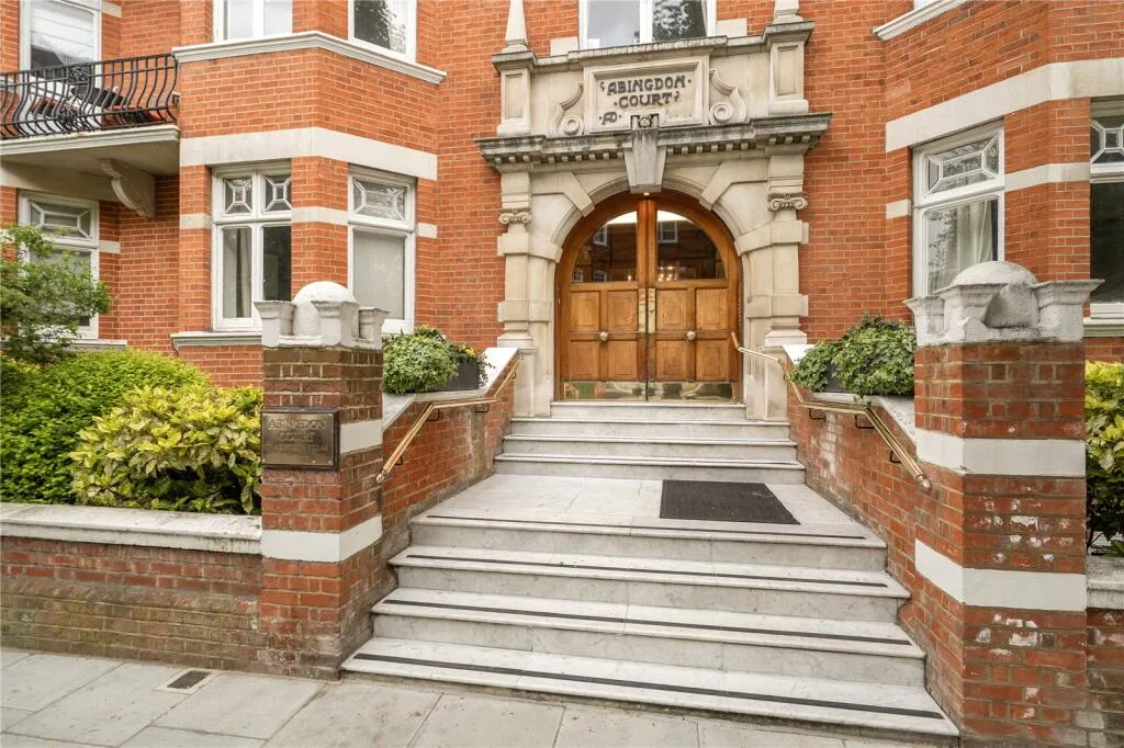 4 bedroom apartment for rent