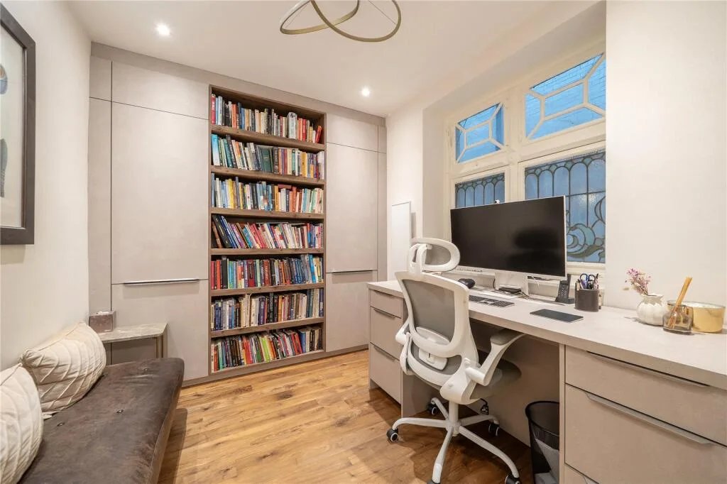 4 bedroom apartment for rent