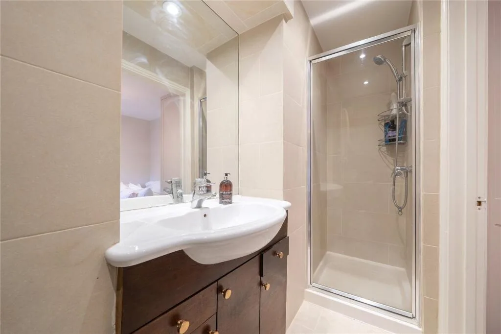 4 bedroom apartment for rent