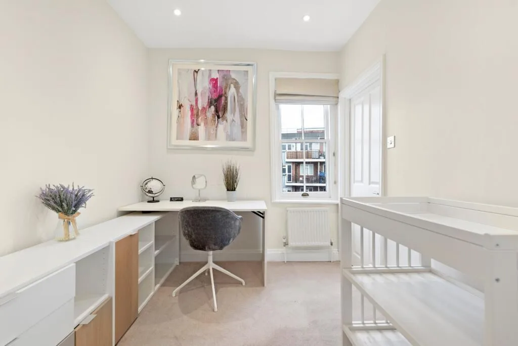 3 bedroom maisonette for rent