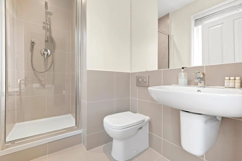 3 bedroom maisonette for rent