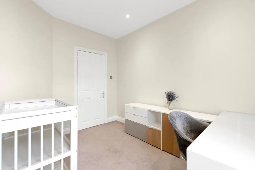 3 bedroom maisonette for rent