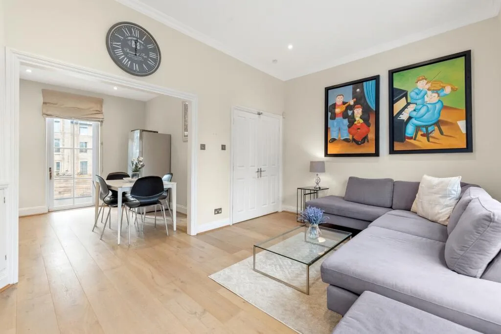 3 bedroom maisonette for rent