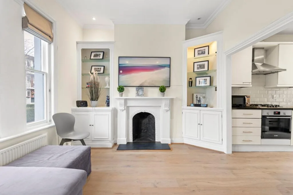 3 bedroom maisonette for rent