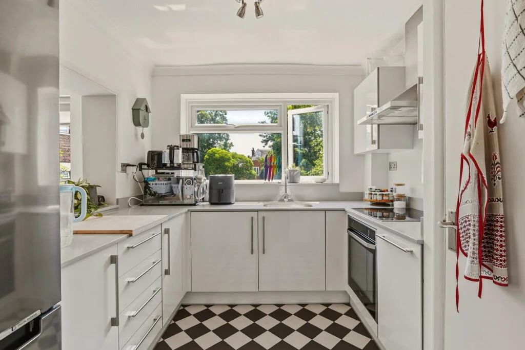 2 bedroom flat for rent
