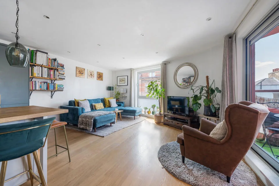 2 bedroom flat for rent