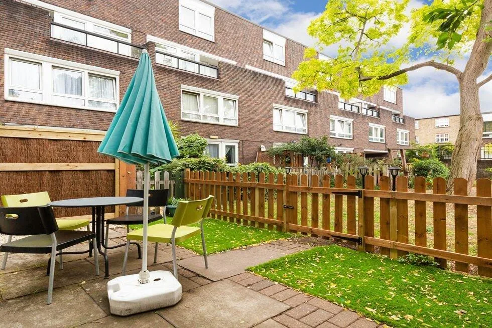 3 bedroom flat for rent