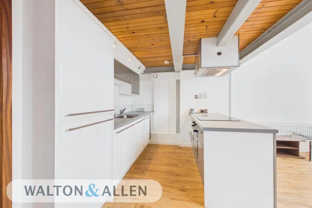 2 bedroom duplex for rent