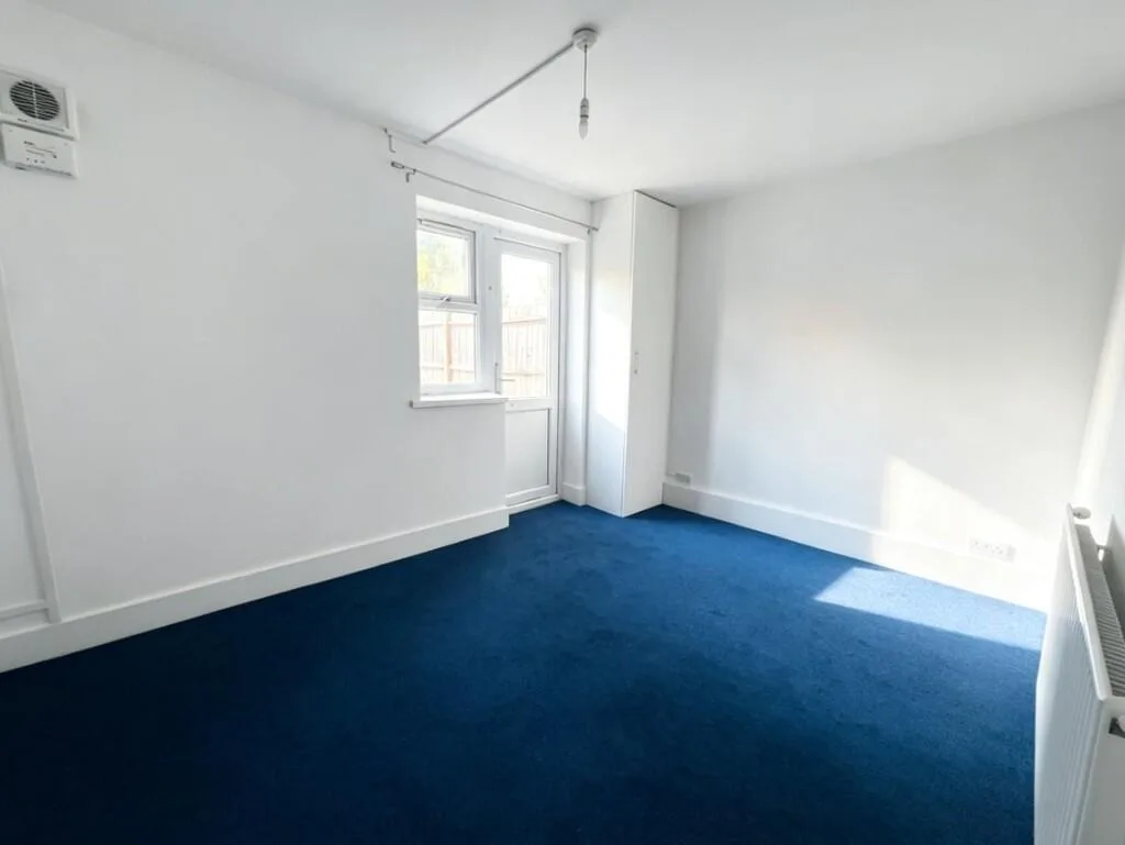 1 bedroom ground floor flat for rent
