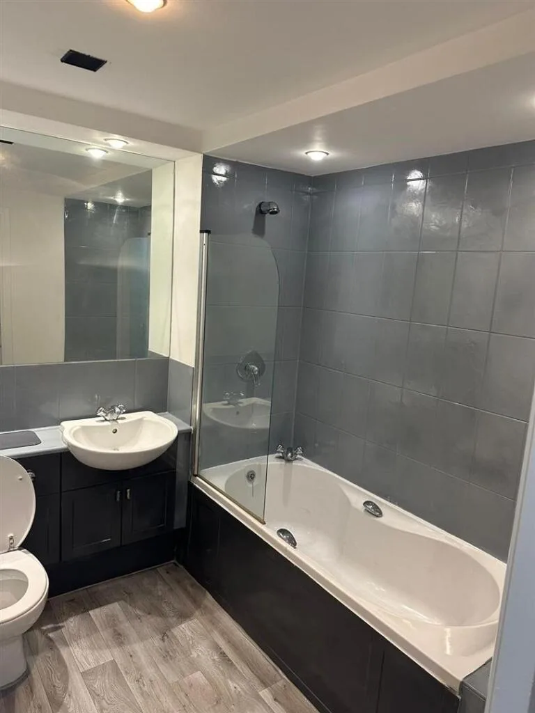 3 bedroom apartment for rent