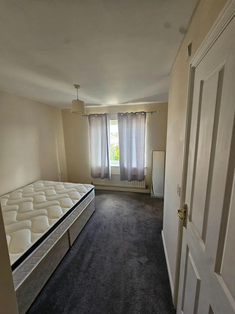 4 bedroom terraced house for rent