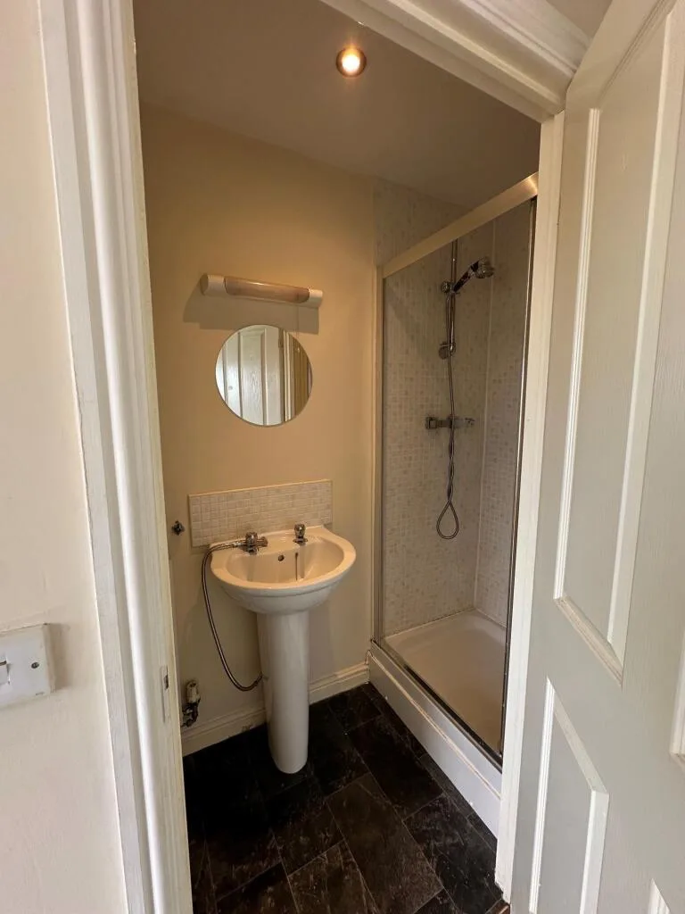 4 bedroom terraced house for rent