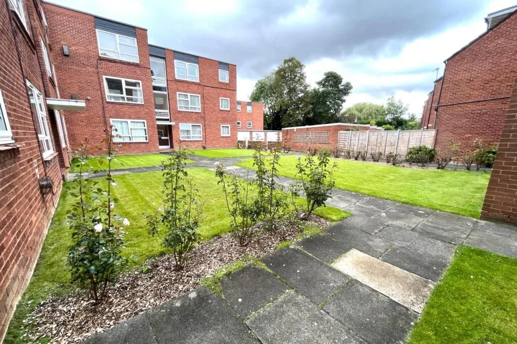 2 bedroom flat for rent