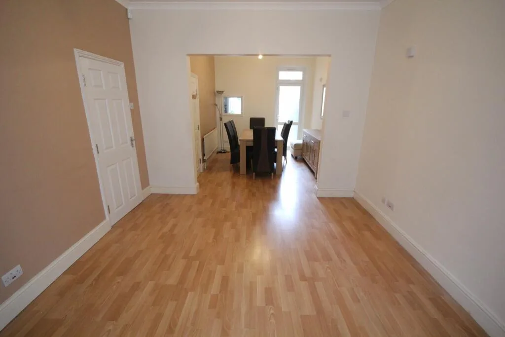 4 bedroom terraced house for rent