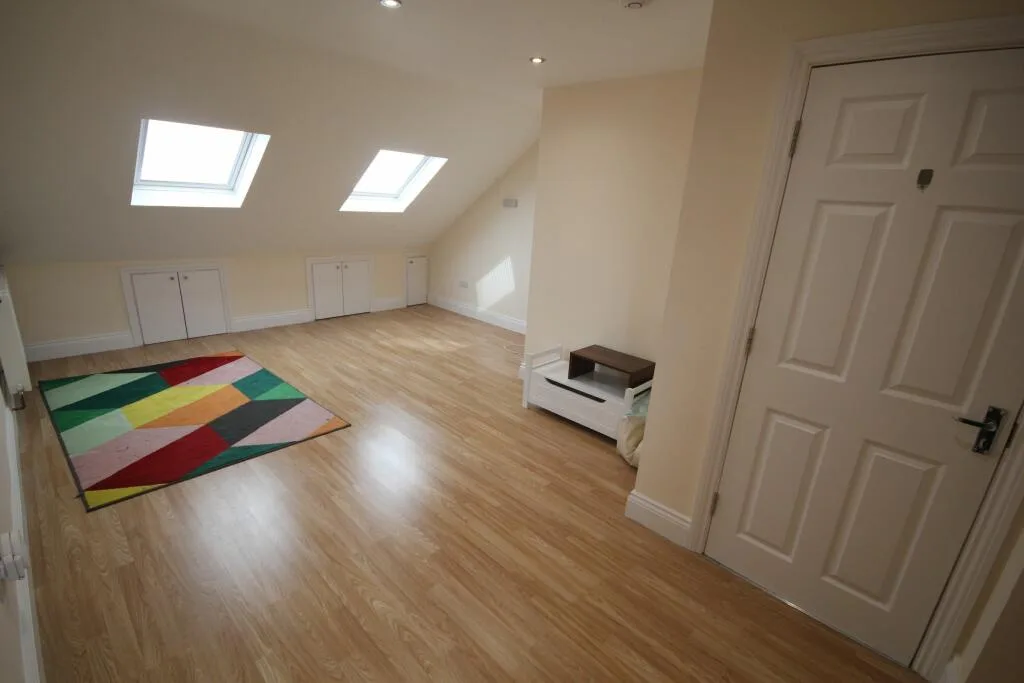 4 bedroom terraced house for rent