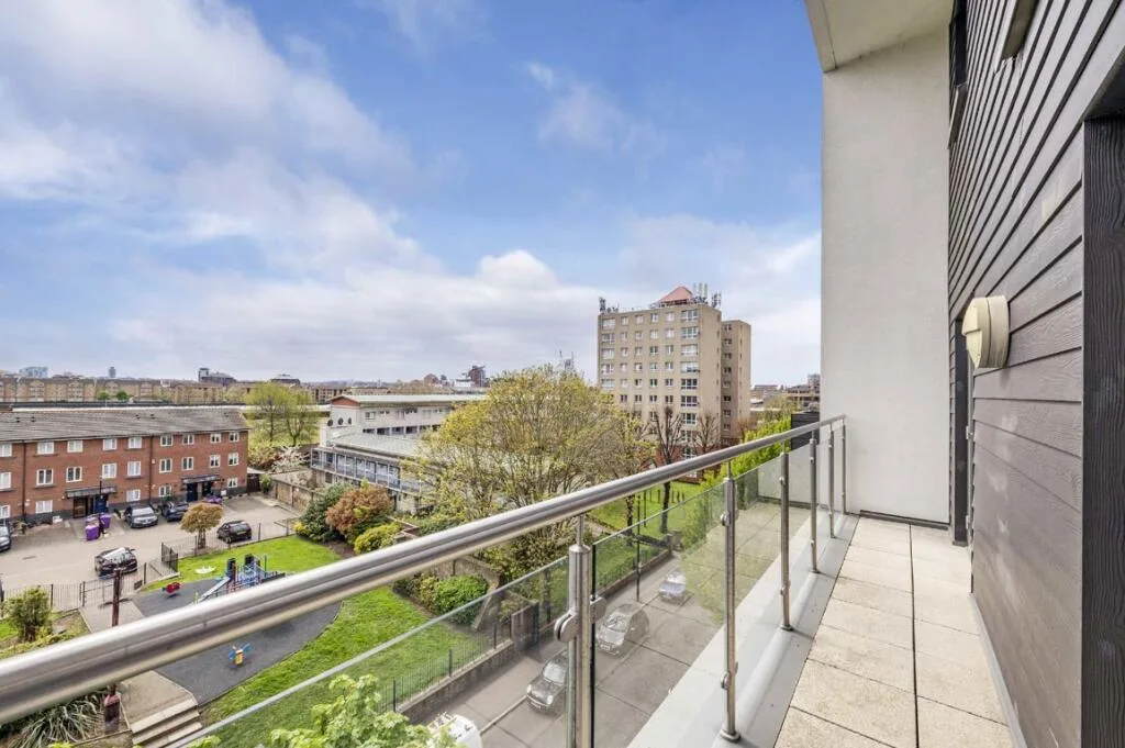 3 bedroom flat for rent
