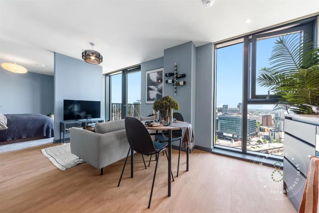 Studio flat for rent