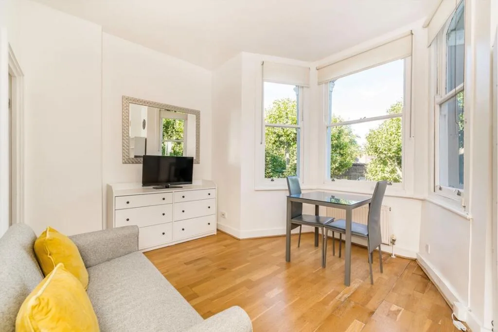 1 bedroom flat for rent