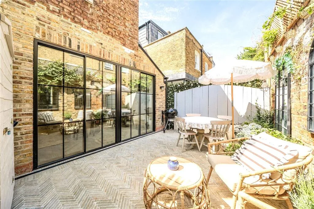 4 bedroom house for rent