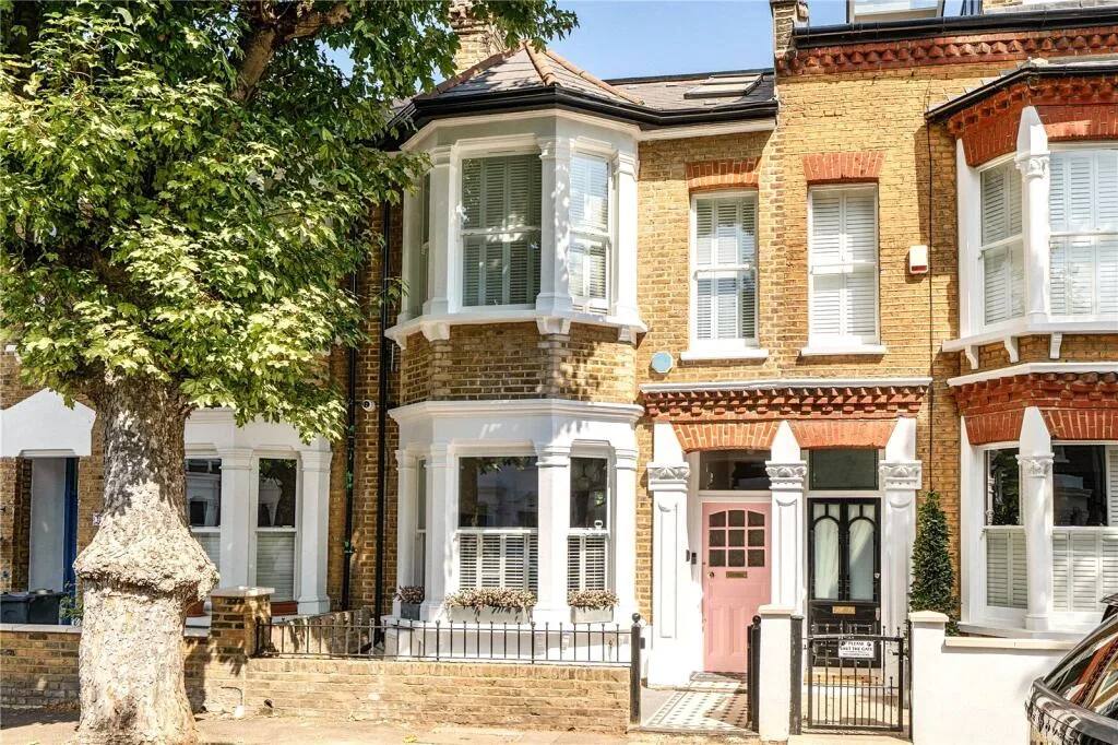 4 bedroom house for rent