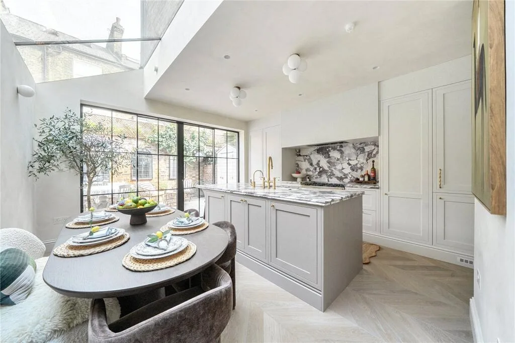 4 bedroom house for rent