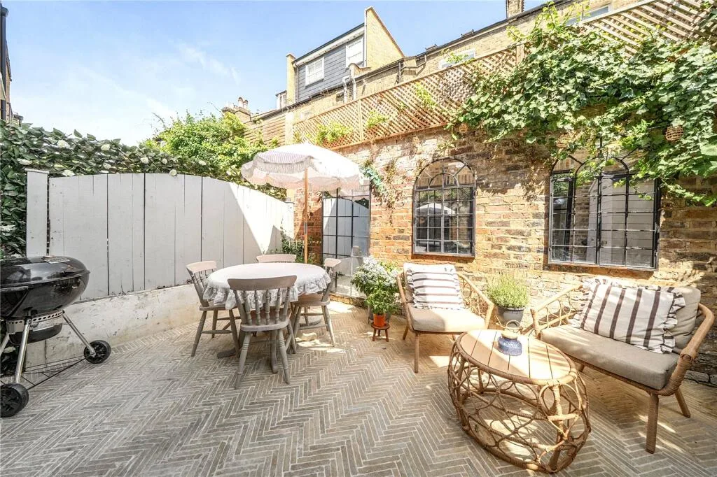 4 bedroom house for rent