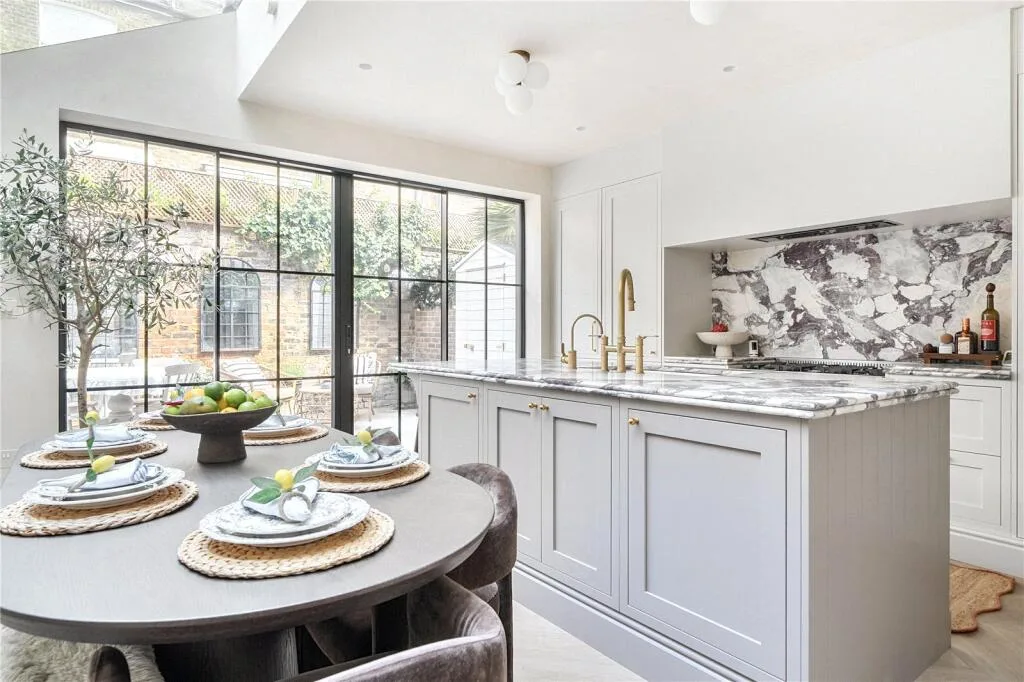 4 bedroom house for rent